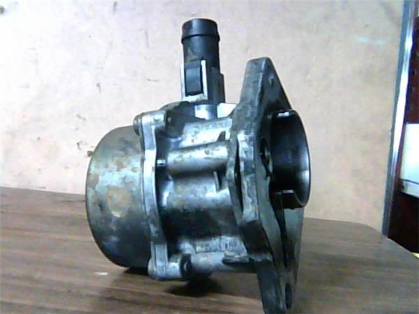 RENAULT 7223891205 Bomba de vacío comprar Pamplona