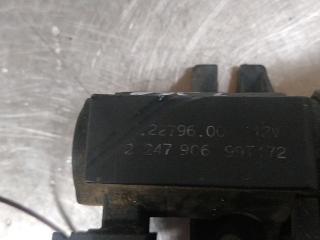 BMW 72279600 Válvula solenoide de control de presión de sobrealimentación  disponible España