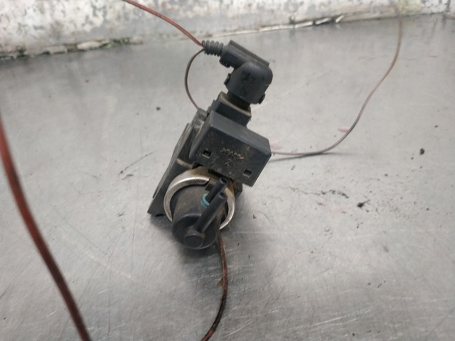 72279600 BMW Válvula solenoide de control de presión de sobrealimentación  en stock Córdoba