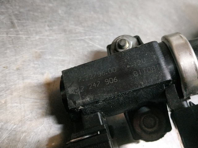 BMW 72279600 Válvula solenoide de control de presión de sobrealimentación  en stock Valencia