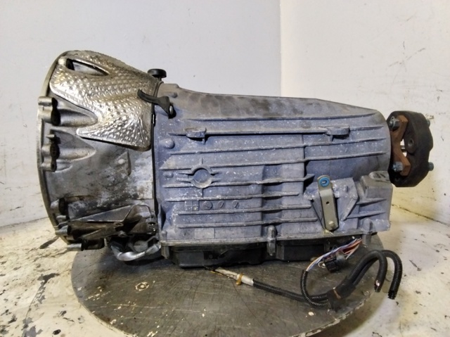 722903 Mercedes