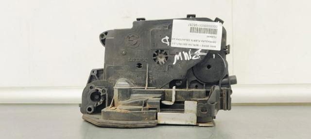 7229466 Cerradura de puerta delantera derecha  en stock Granada