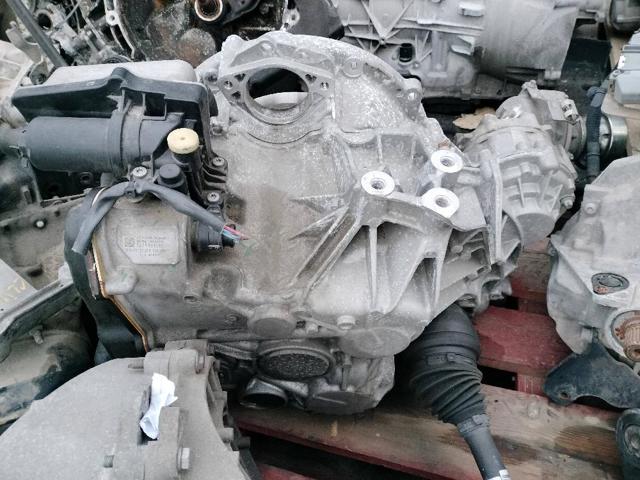 724011 Mercedes