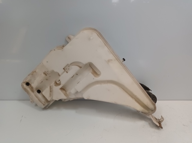 Deposito de agua de limpiaparabrisas BMW 1  (F20)
