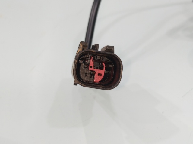724254811 BMW