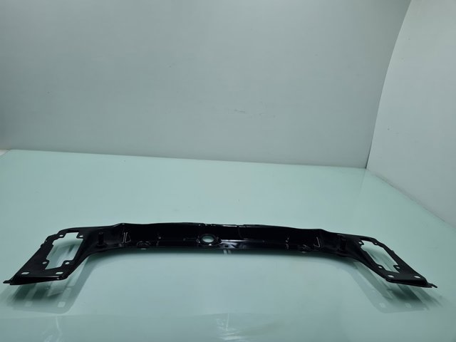 Soporte de radiador superior (panel de montaje para foco) 7245786 BMW