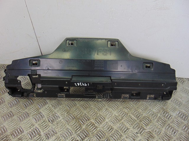 7256921 BMW