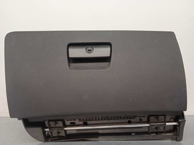 72758411 BMW