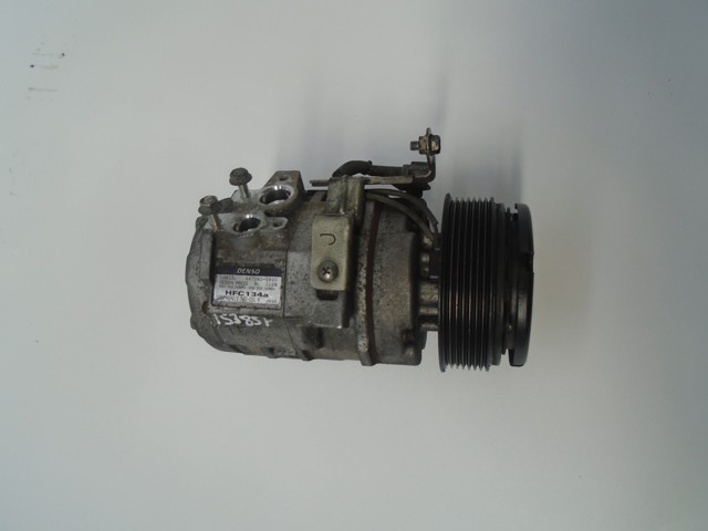 Compresor de aire acondicionado 73111AJ020 Subaru