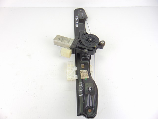 7351049 BMW