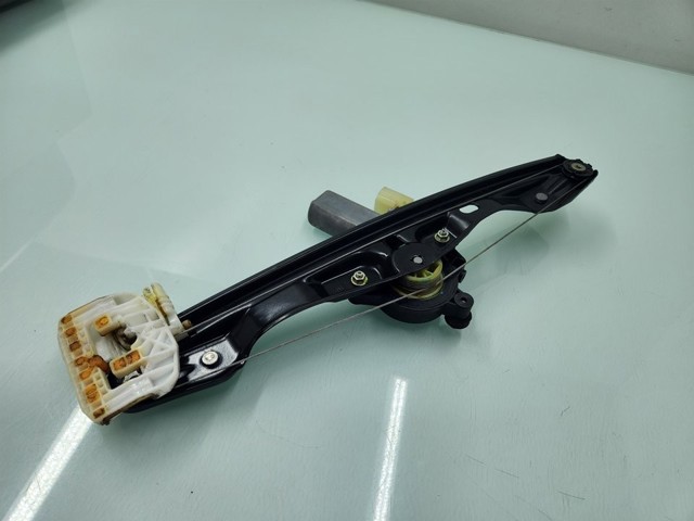 7351049 BMW  comprar en Jaén