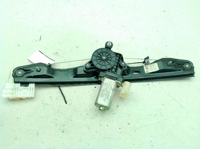 7351049 BMW  en stock Gandía