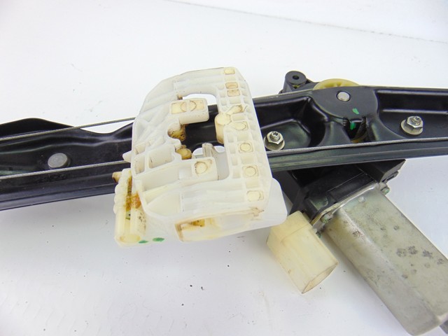 7351049 BMW  comprar en Jaén