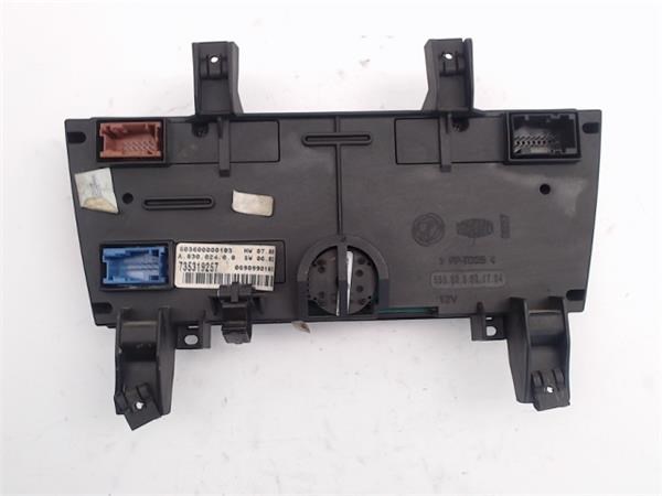 735319257 FIAT Unidad de control aire acondicionado  en stock Huelva