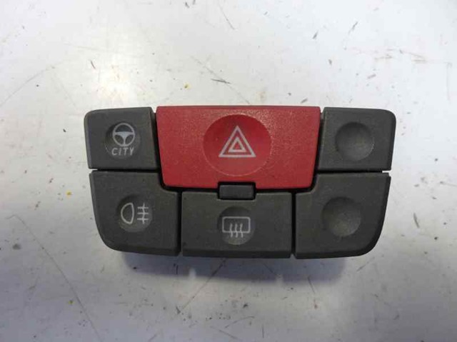 Interruptor warning para Fiat Panda II (169A)