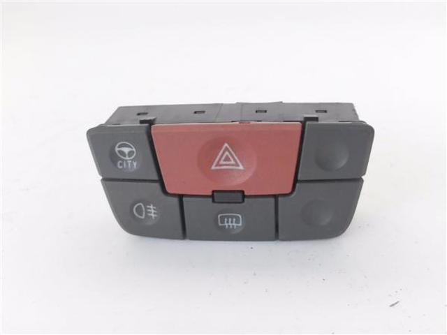 735357113 FIAT Boton de luz de emergencía comprar Madrid