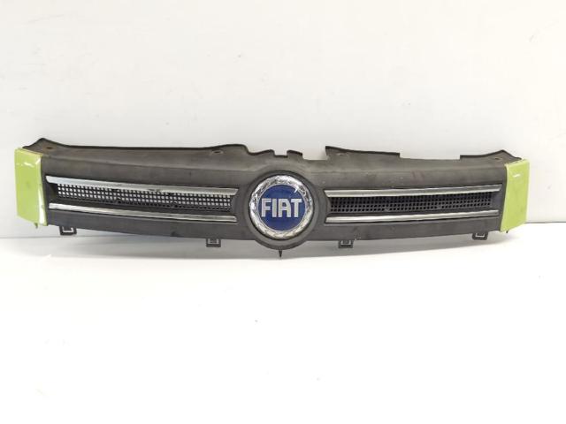 Rejilla de radiador Fiat Panda II (169A)