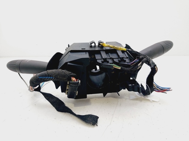 735400222 FIAT Conmutador izquierdo de la columna de dirección  en stock Córdoba