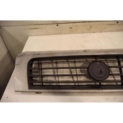 735443598 Parrilla del radiador  disponible Burgos