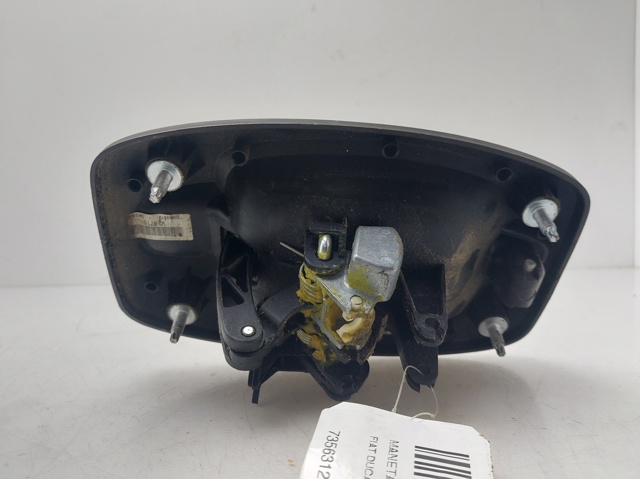 FIAT 735631202 Manija exterior de puerta corrediza  en stock Terrassa