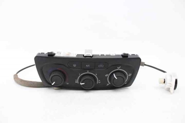Elemento de control aire acondicionado Tipo  sedán (2015-2026) original desde 69,70 €