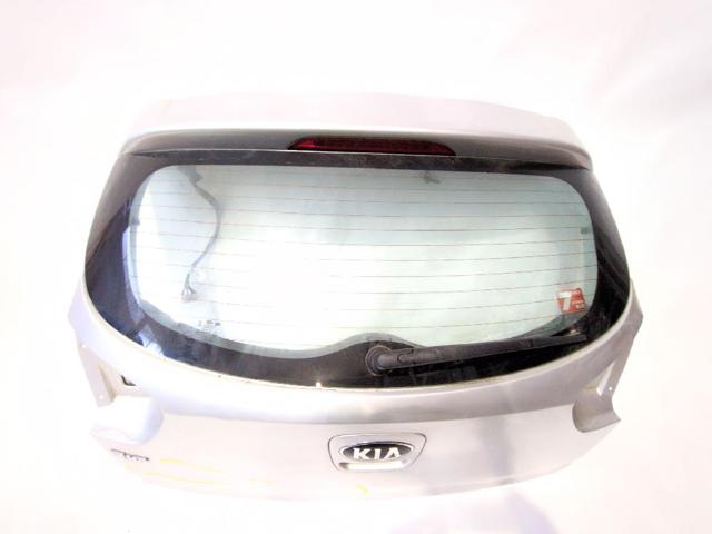 HYUNDAI 737001W220 Puerta trasera comprar Barcelona