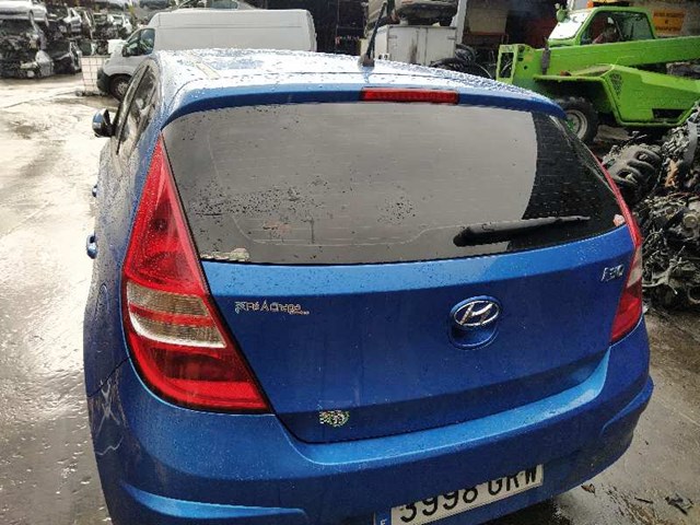 737002L011 HYUNDAI Puerta trasera comprar Madrid
