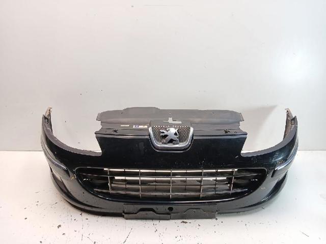 Comprar Paragolpes delantero y trasero Peugeot 407  sedán usado