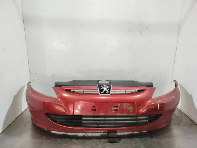 Parachoques delantero y trasero Peugeot 307  3A, 3C usado