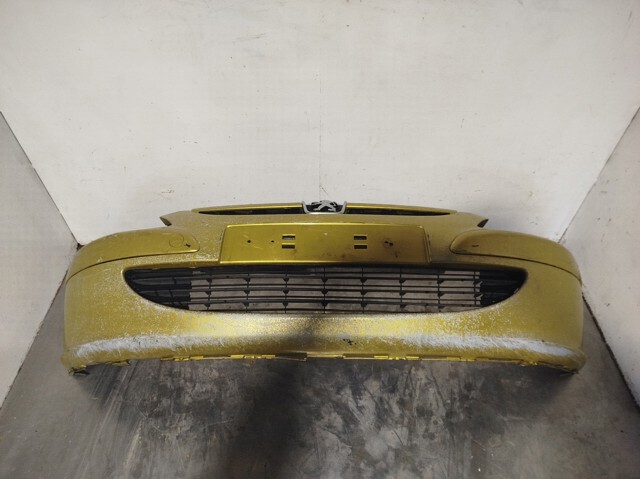 Comprar Paragolpes delantero y trasero Peugeot 307  hatchback usado