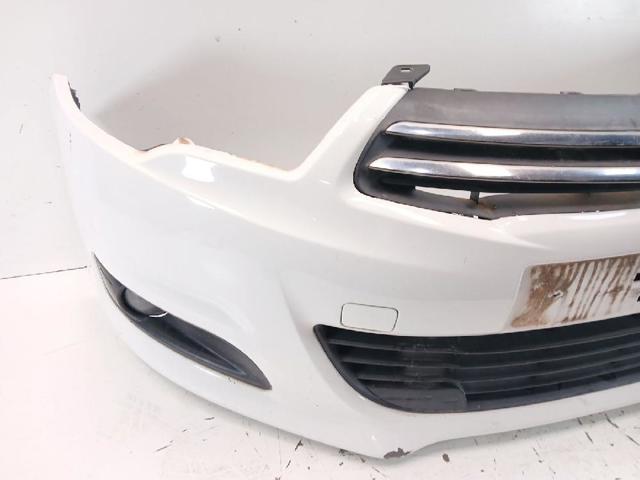 7401VN PEUGEOT Parachoques delantero  disponible Ourense