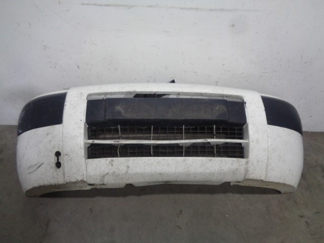 Defensa delantera 7401W7 PEUGEOT
