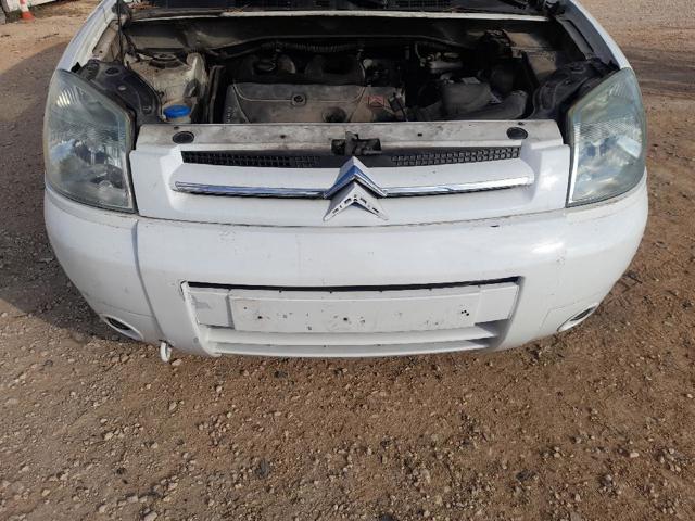 7401W8 Parachoques delantero  disponible Utrera