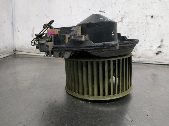 740221233F VAG Motor del ventilador del calefactor  comprar en Oviedo