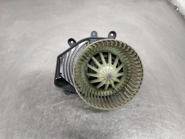 740221233F VAG Ventilador habitáculo  en stock Córdoba