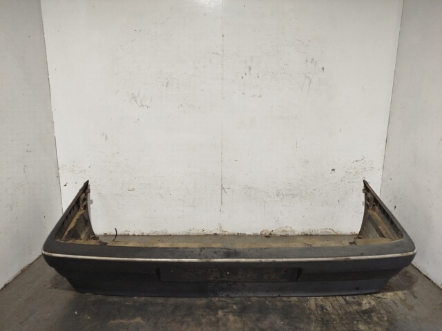 Comprar Parachoques trasero Peugeot 405 I 15B a bajo precio