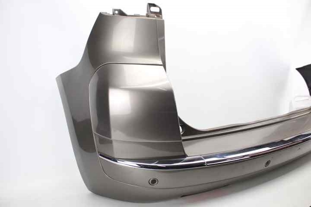7410AR PEUGEOT Parachoques trasero  en stock Huelva