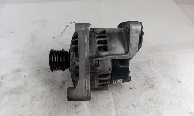 7501592 Alternador  disponible Málaga