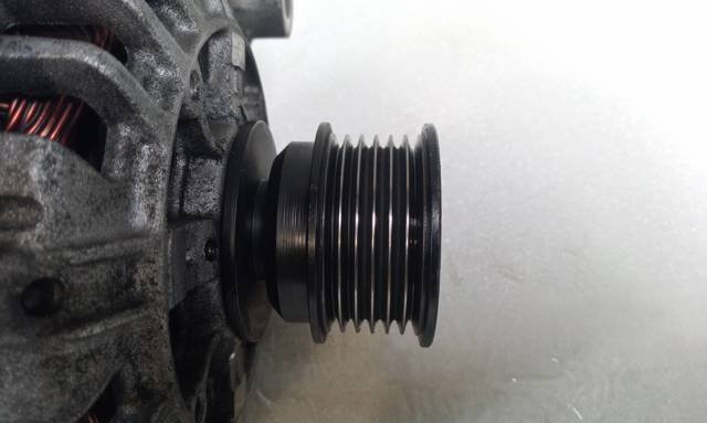 7501592 BMW Alternador  en stock Córdoba