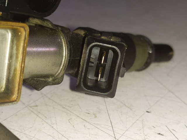 7506158 Inyector de combustible  disponible Burgos