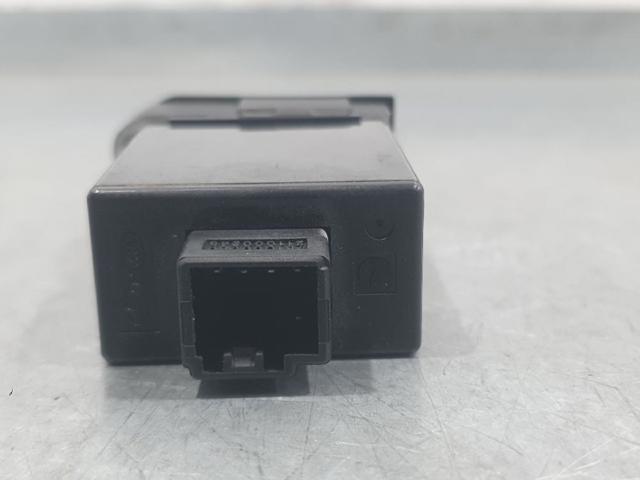 751U00080  comprar en Reus