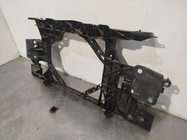 RENAULT 752100004R Panel de soporte del radiador y montaje de faros  comprar en Ponferrada