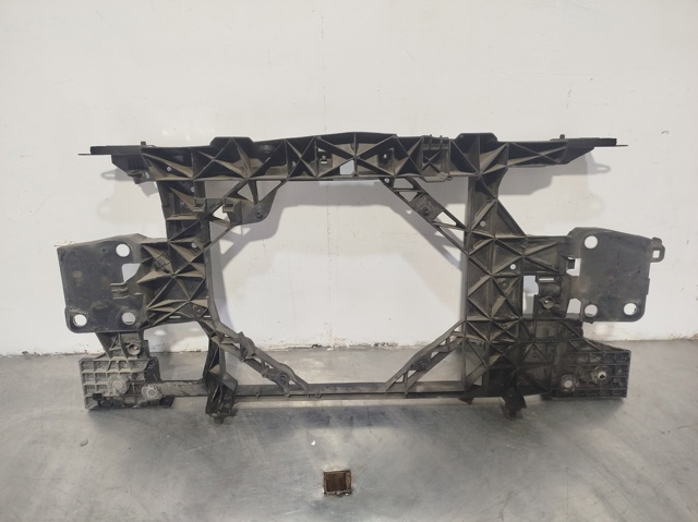 RENAULT 752100004R Soporte de radiador comprar Pamplona