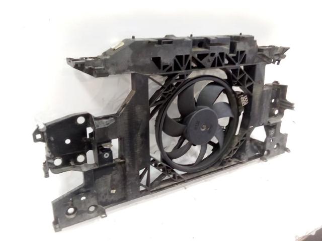 752100007R Soporte de radiador  en stock Castellón