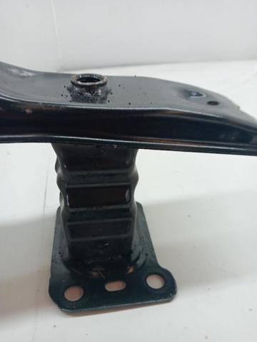 752109624R RENAULT Refuerzo parachoque delantero  en stock Gandía