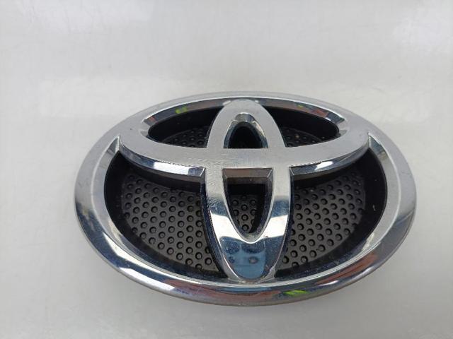 Emblema de capó 7531102140 Toyota