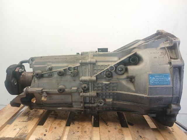 7533818 BMW