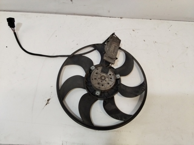 75617119 BMW