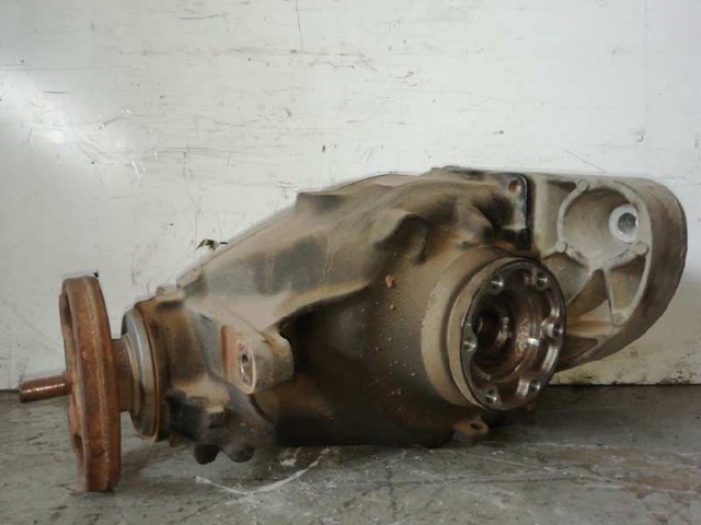 7572804 BMW