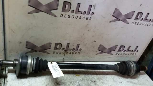 7581028 BMW